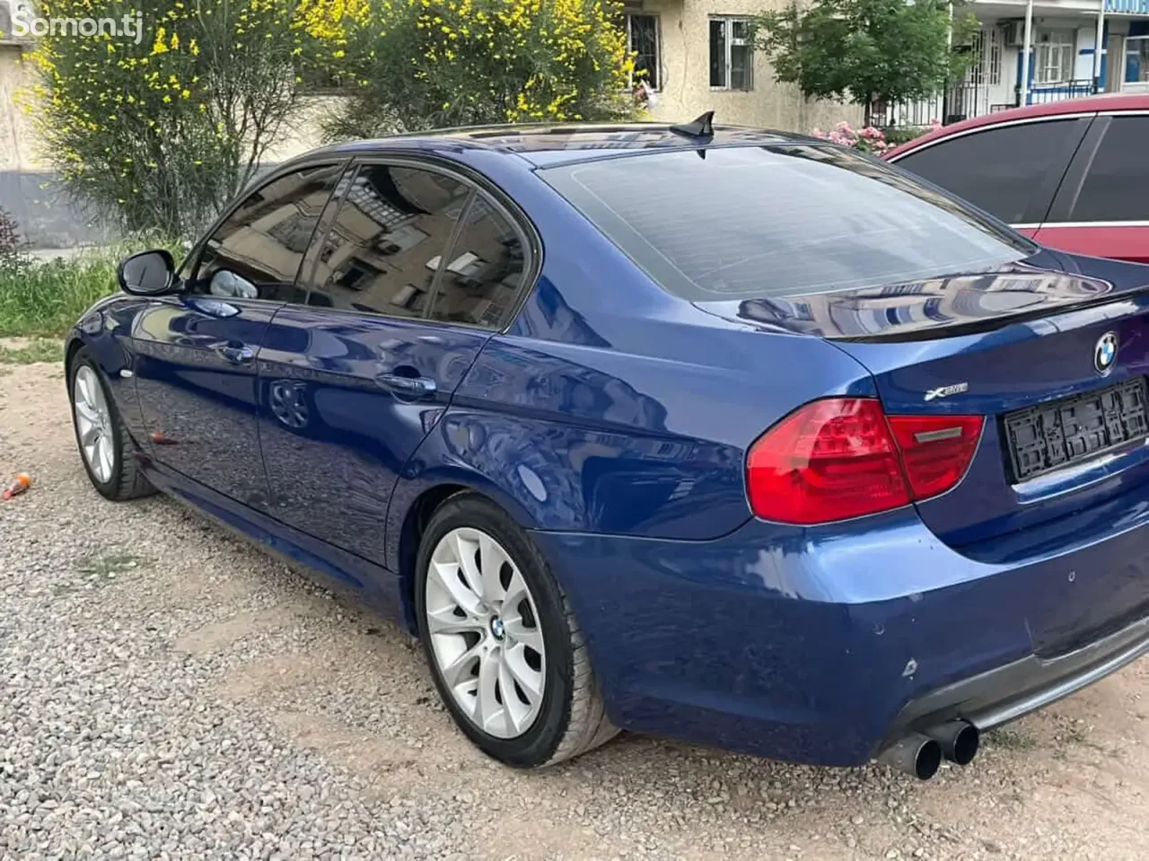 BMW 3 series 2011 · 2.0 AT