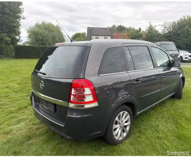 Opel Zafira 2014 · 1.8 MT