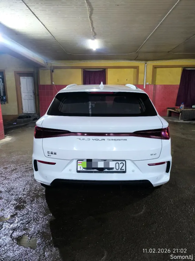 BYD E2 2024 · AT