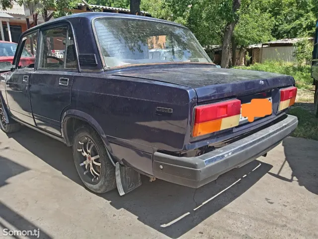 Lada (ВАЗ) 2107 1998 · 1.3 MT