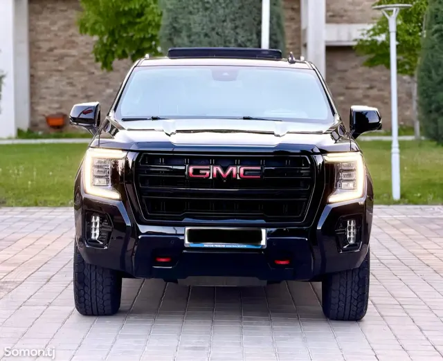 GMC Yukon 2023 · 6.2 AT