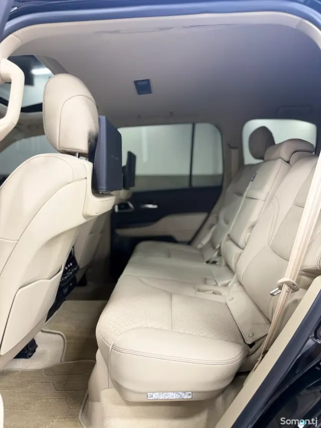 Toyota Land Cruiser 2026 · 3.5 AT