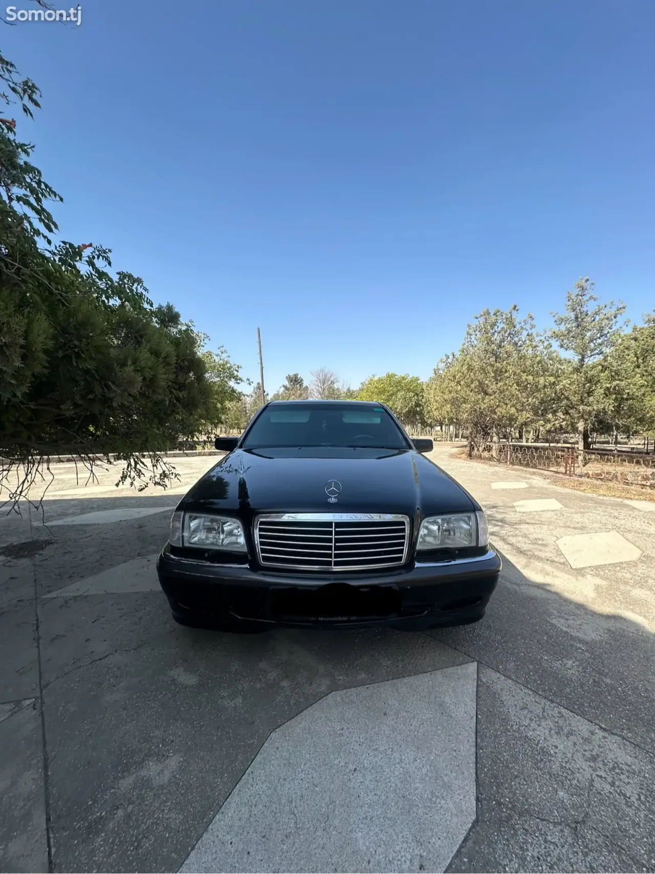 Mercedes-Benz C class 2000 · 3.2 AT