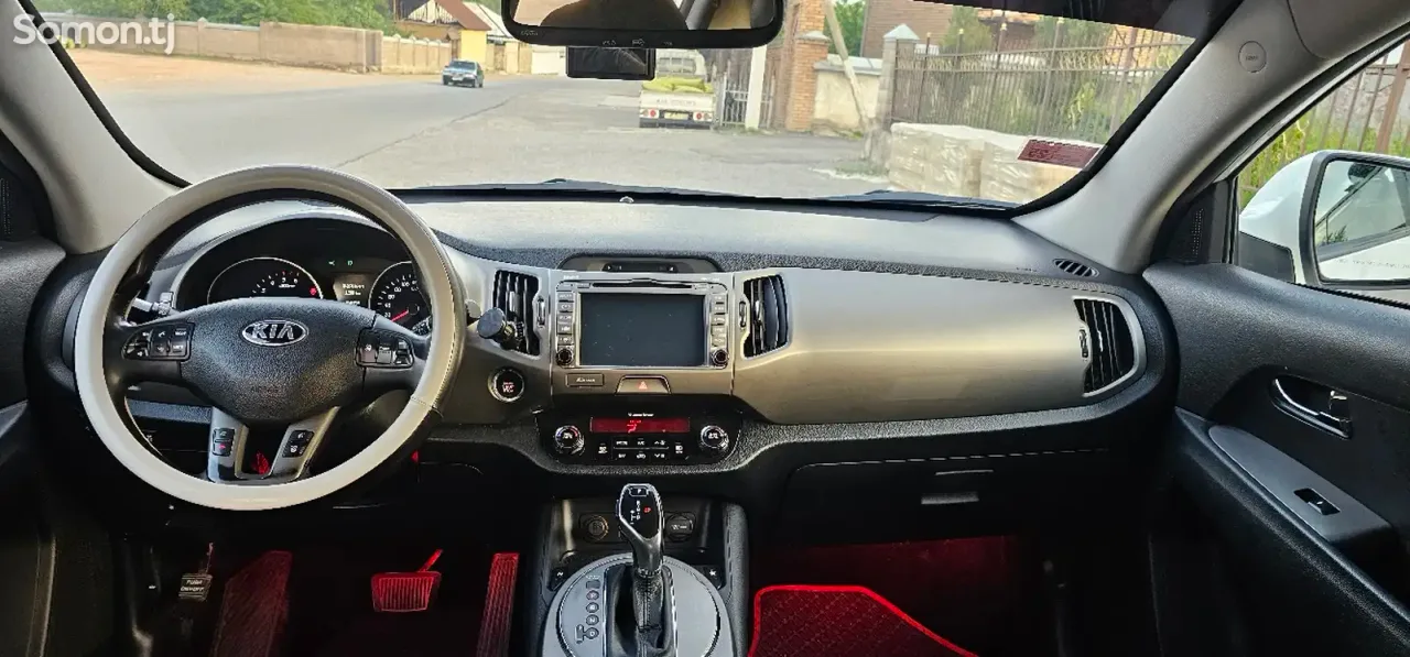 Kia Sportage 2015 · 2.0 AT