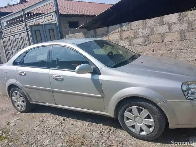Chevrolet Lacetti 2008 · 1.6 AT