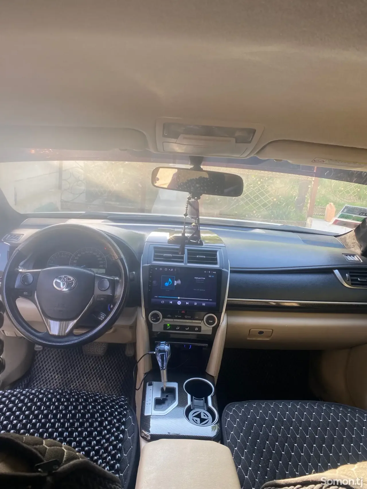 Toyota Camry 2013 · 2.5 AT