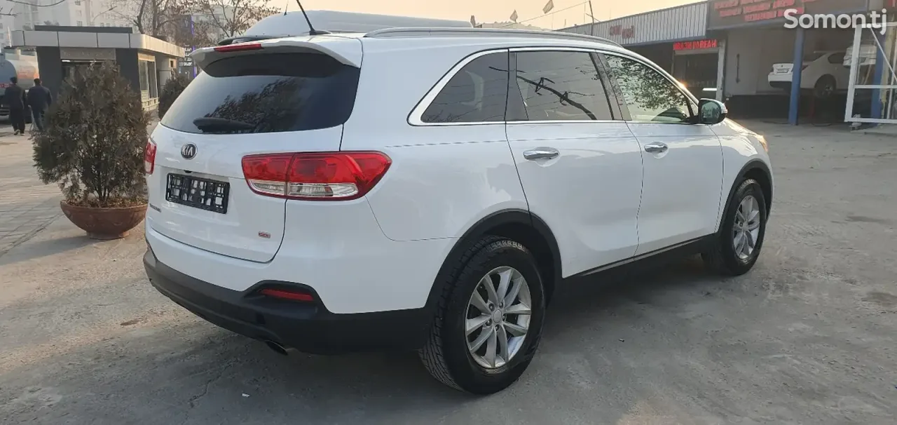 Kia Sorento 2017 · 2.4 AT