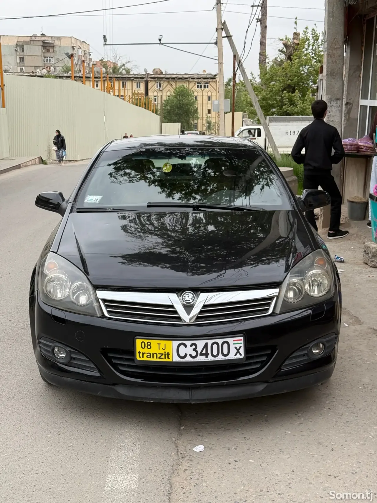 Opel Astra H 2006 · 1.6 MT