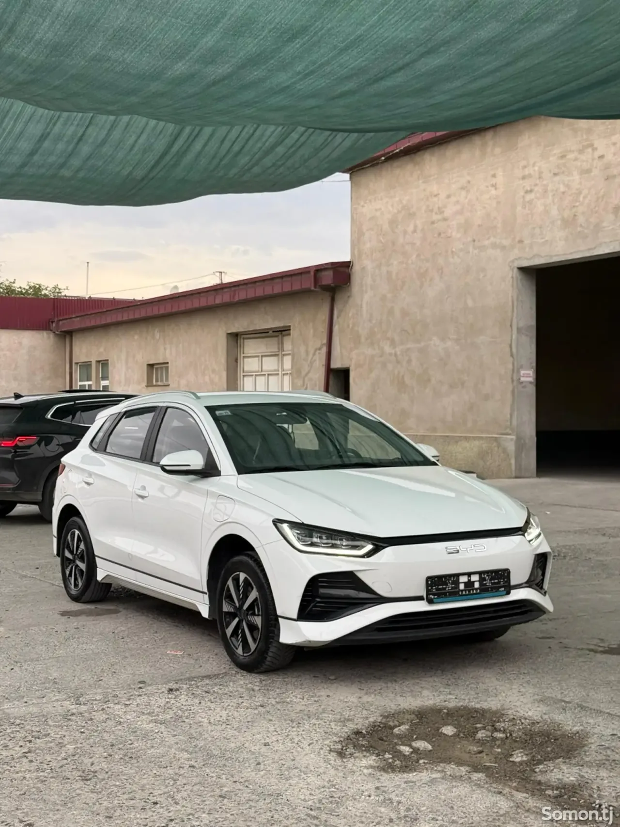 BYD E2 2024 · AT