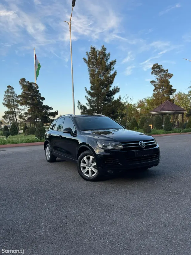 Volkswagen Touareg 2011 · 3.6 AT