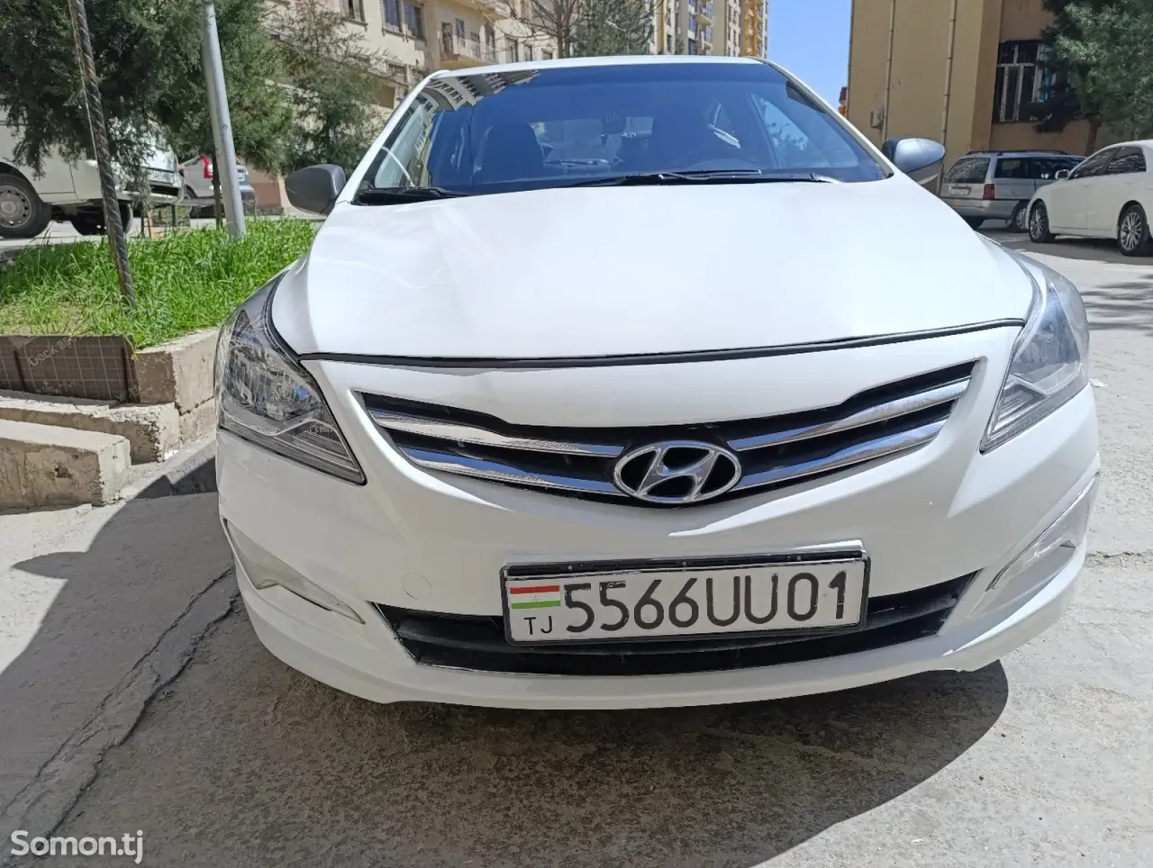 Hyundai Solaris 2015 · 1.4 MT