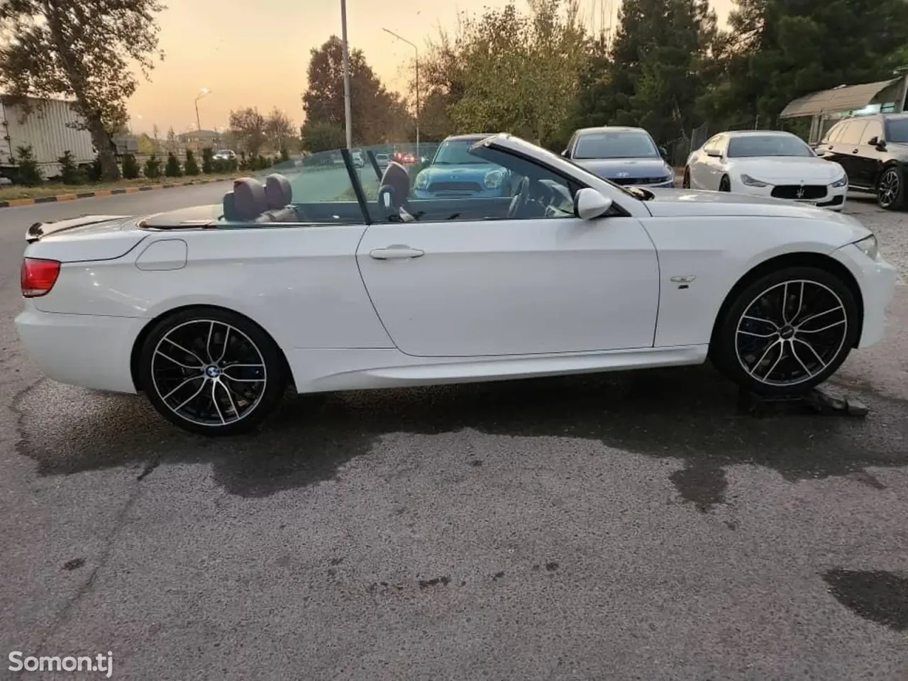 BMW 7 series 2011 · 2.0 AT