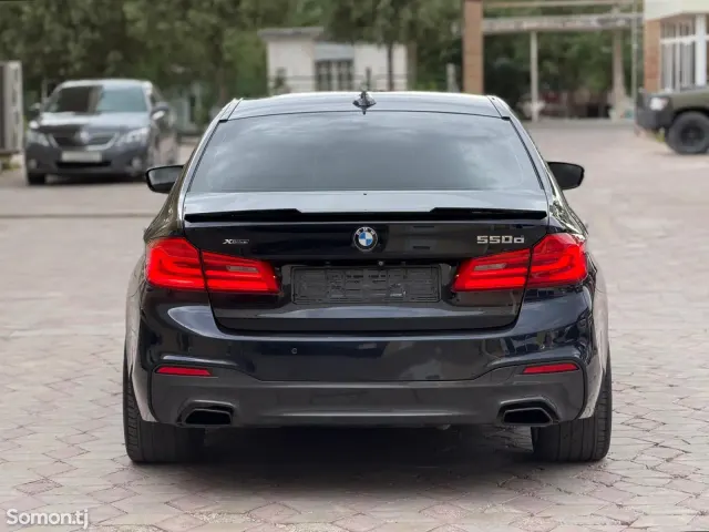 BMW M5 2017 · 2.0 AT