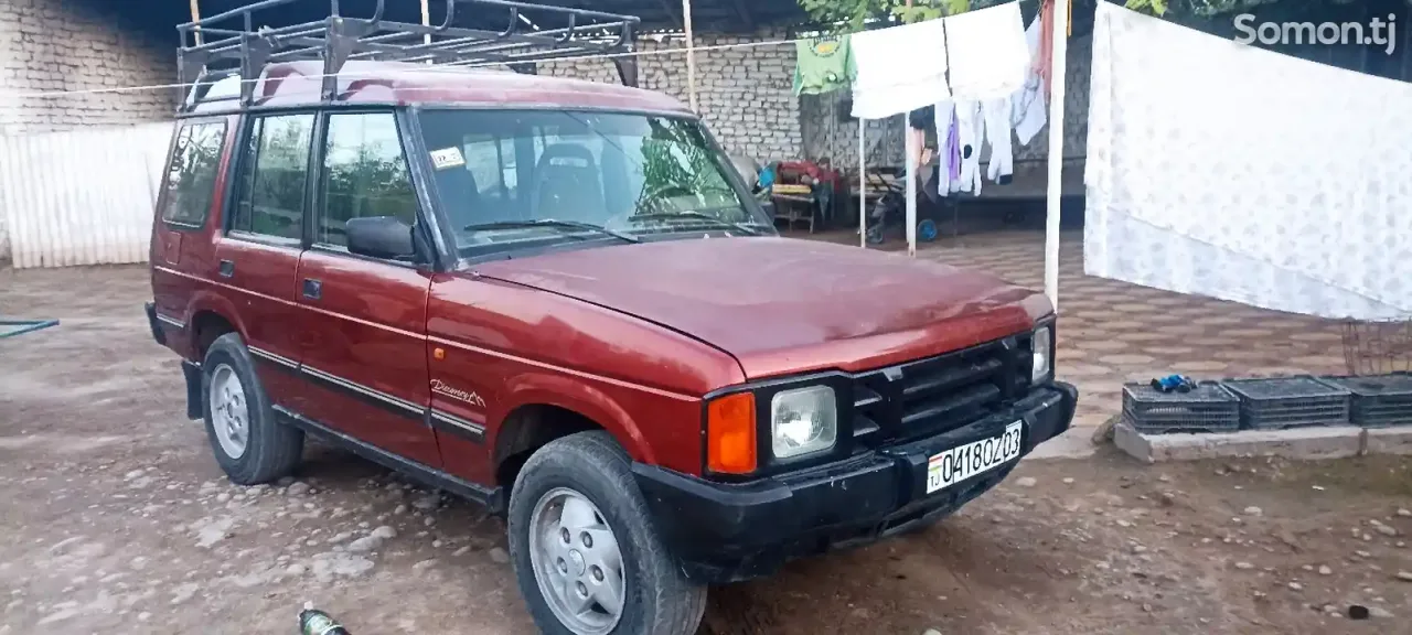 Land Rover Discovery 1993 · 2.5 MT