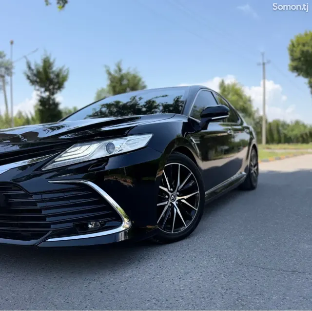Toyota Camry 2019 · 3.5 AT