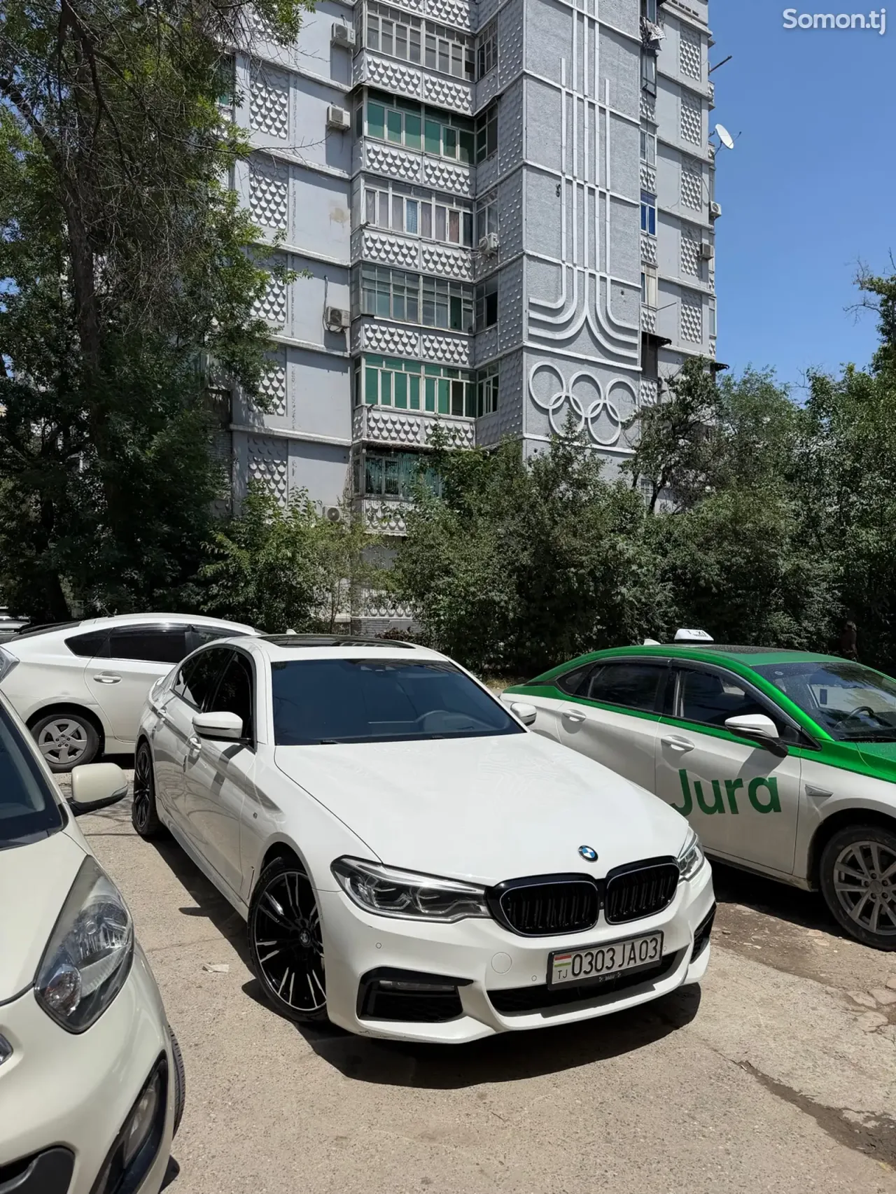 BMW 5 series 2018 · 2.0 AT