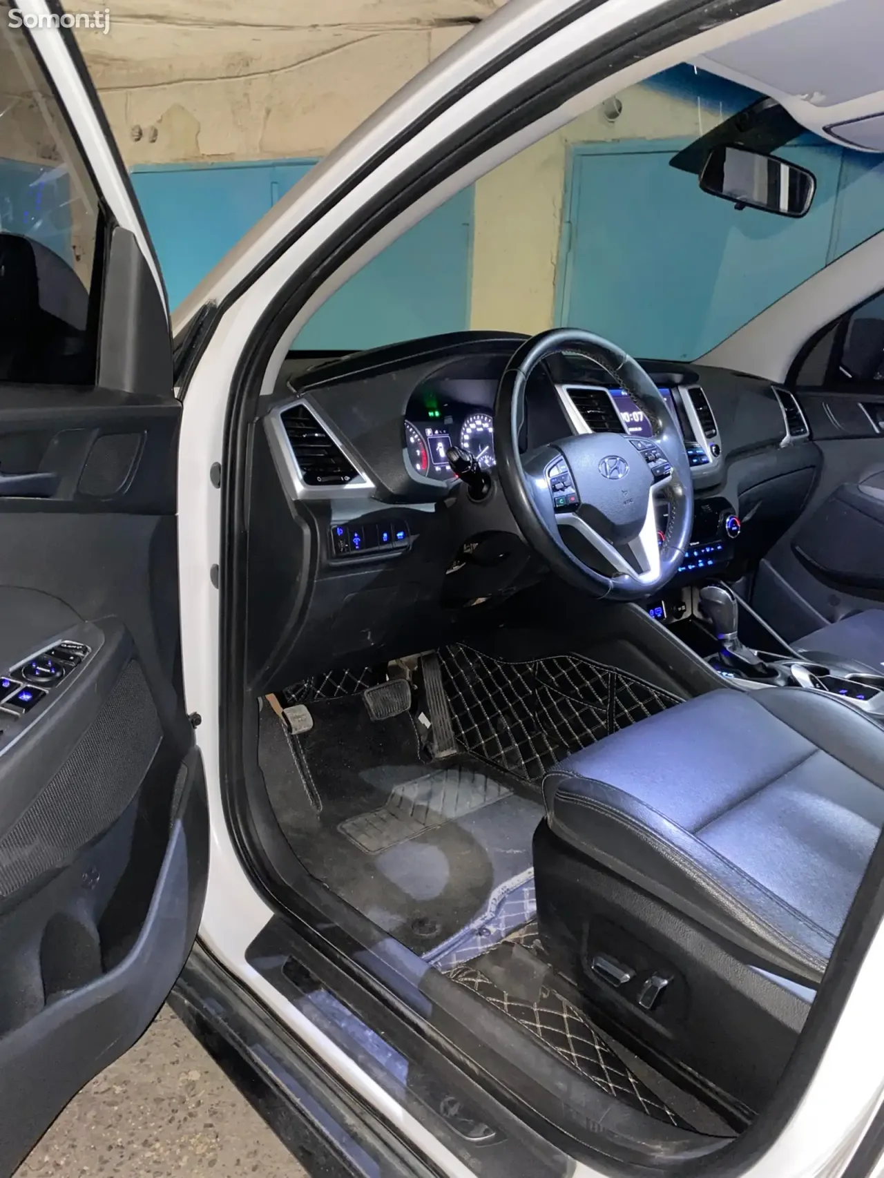 Hyundai Tucson 2016 · 1.6 AT