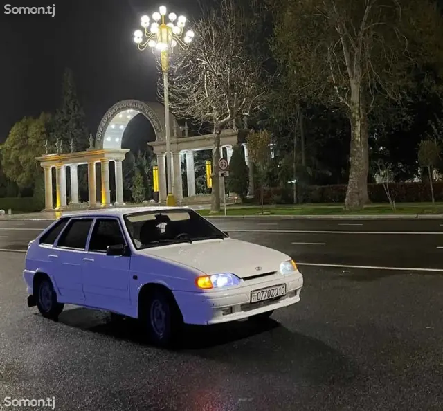 Lada (ВАЗ) 2114 2011 · 1.7 MT