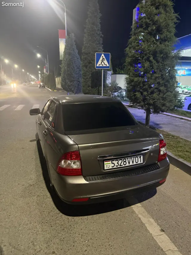 Lada (ВАЗ) Priora 2015 · 1.6 MT