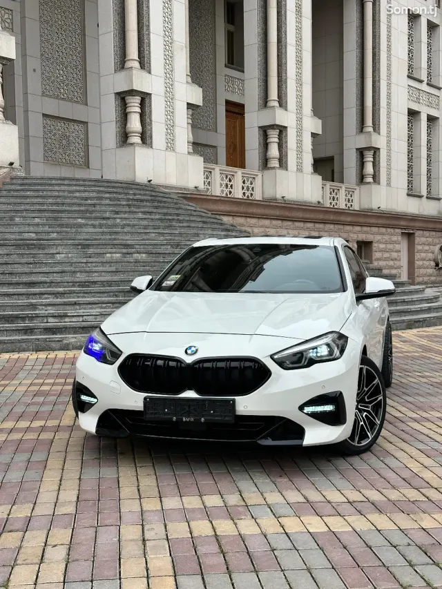 BMW 2 series 2021 · 2.0 AT