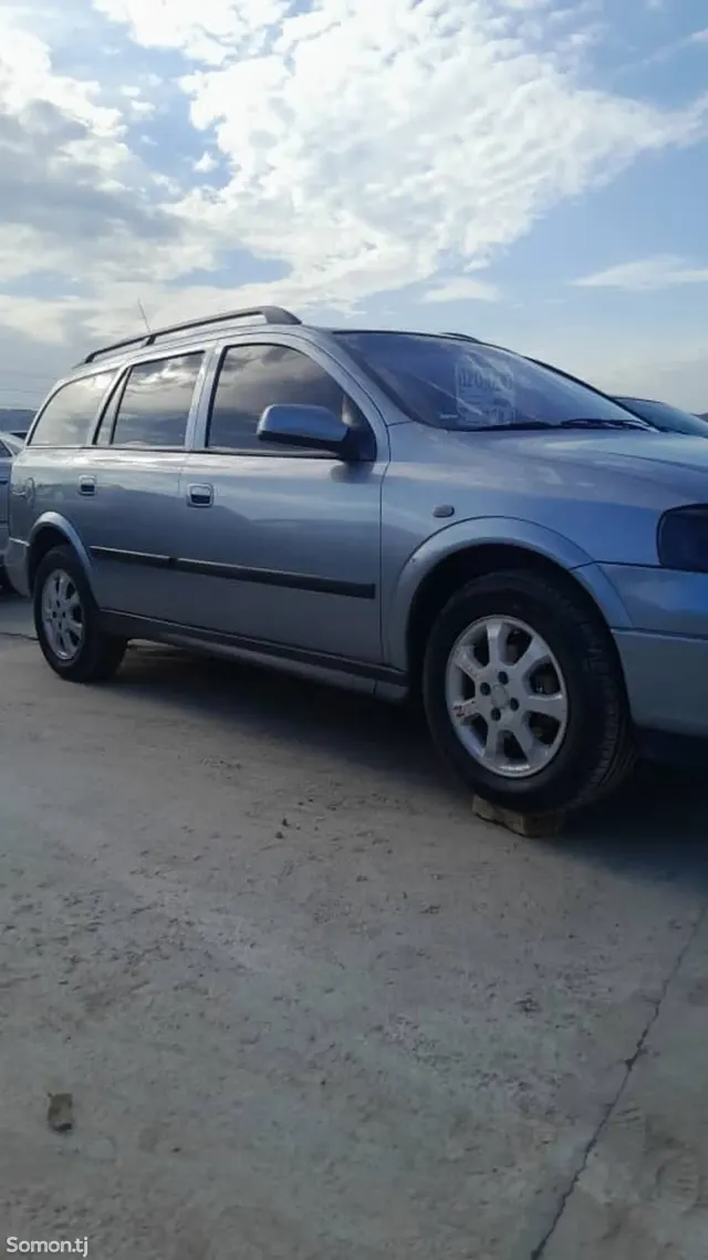 Opel Astra G 2004 · 1.6 MT