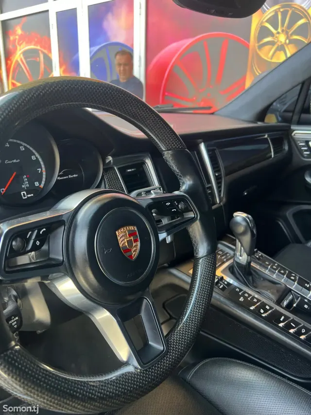 Porsche Macan 2015 · 3.6 AT