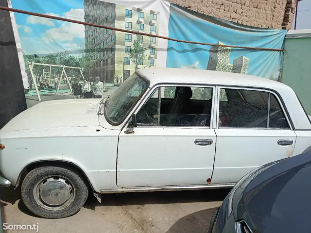 Lada (ВАЗ) 2101 1987 · 1.5 MT