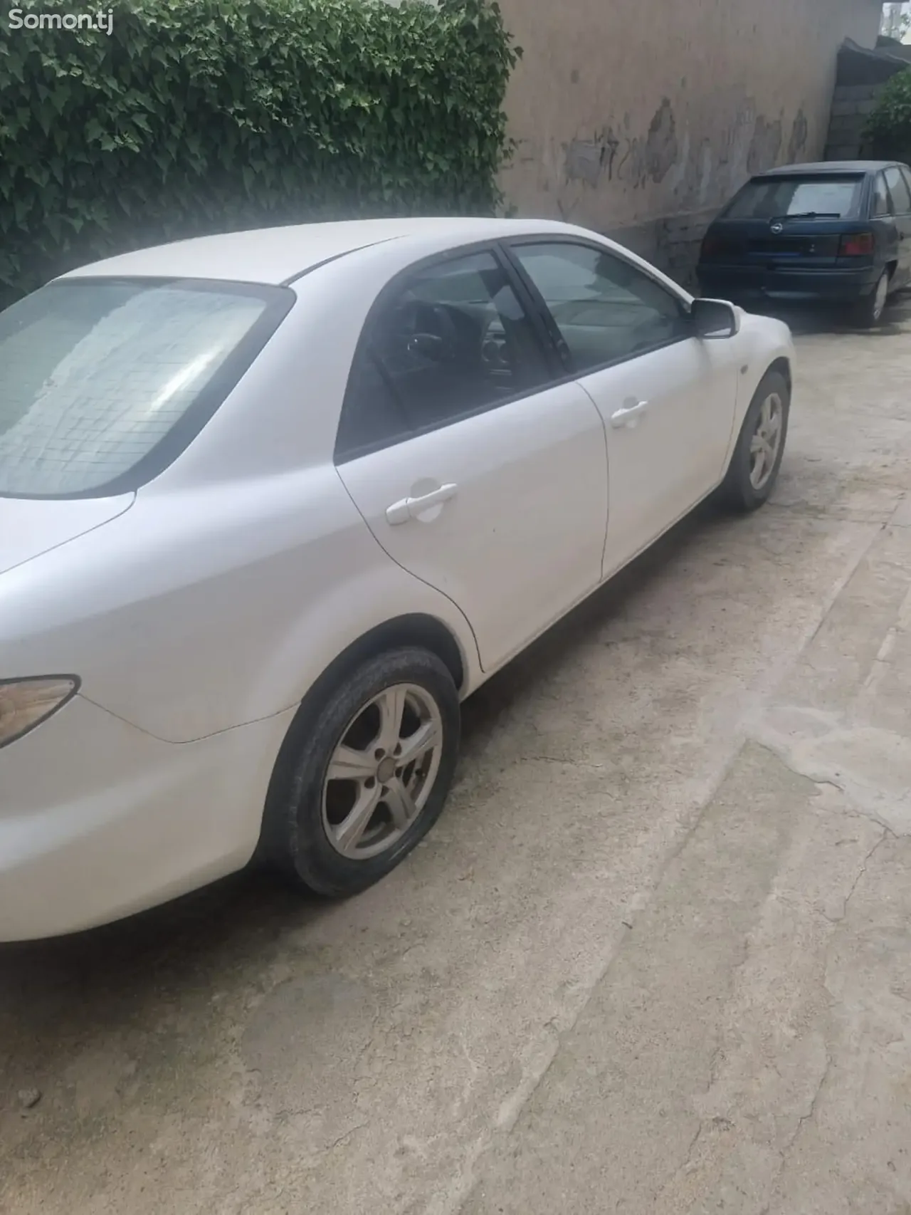 Mazda 6 2004 · 2.3 AT