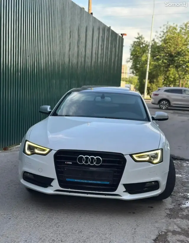 Audi A5 2015 · 2.0 AT