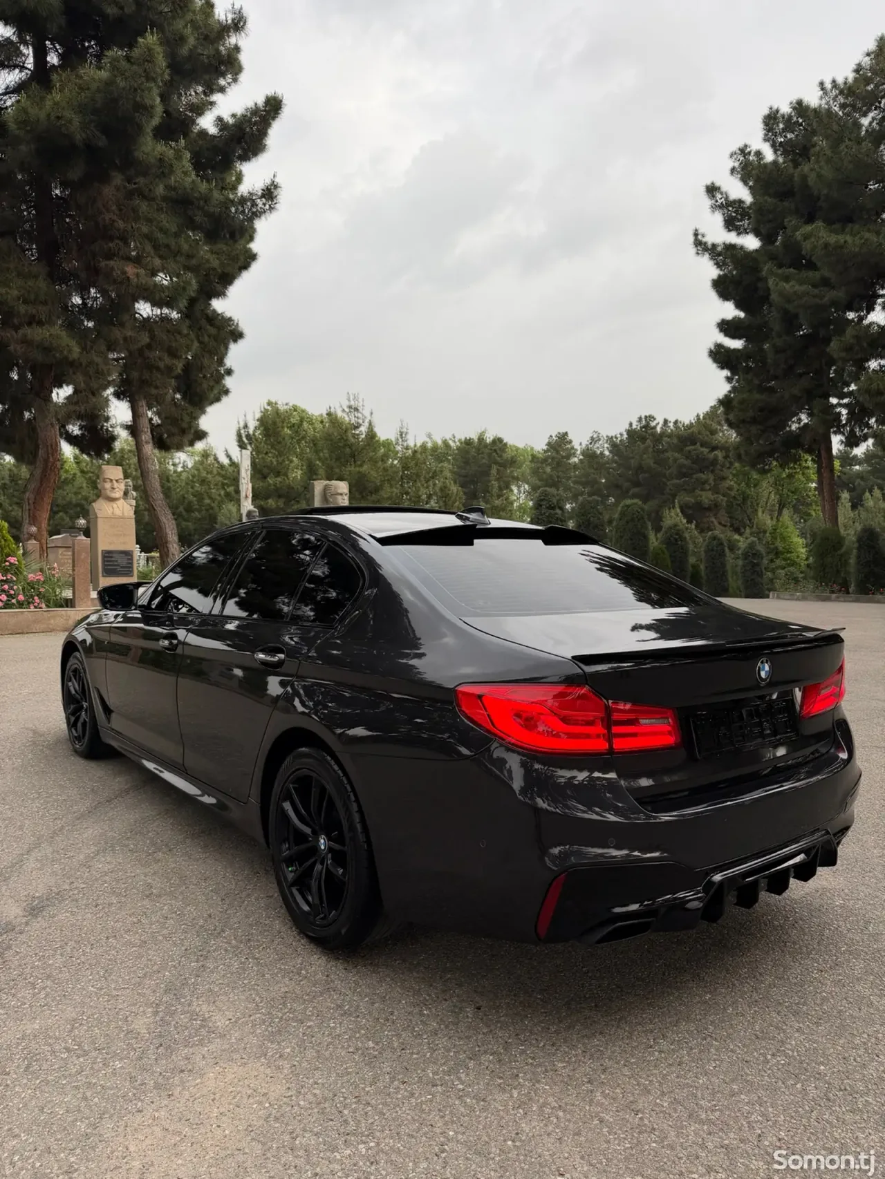 BMW 5 series 2017 · 2.0 AT