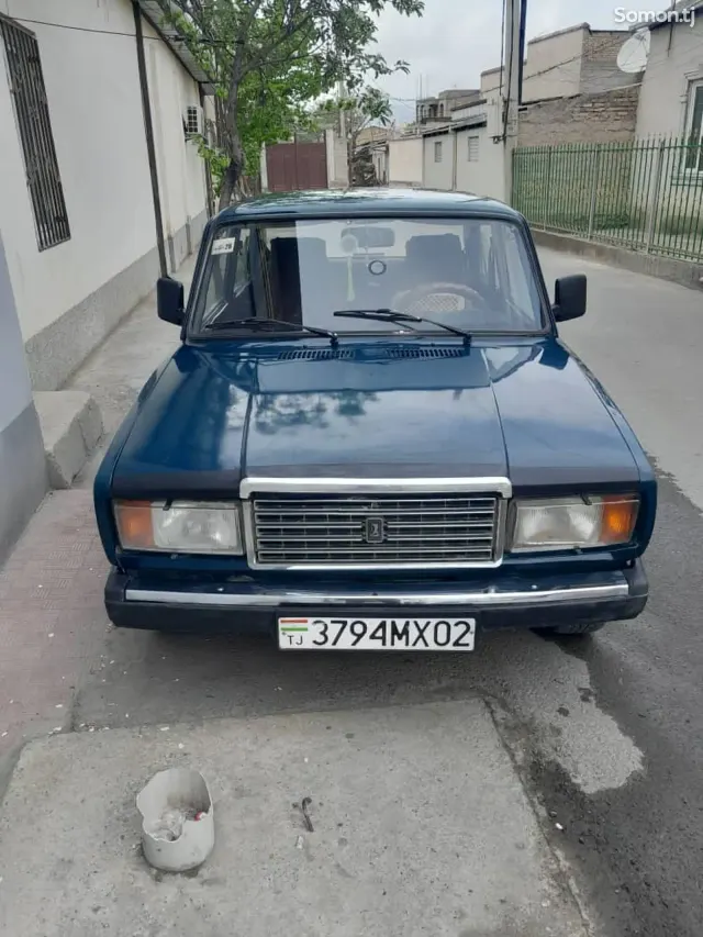 Lada (ВАЗ) 2107 2002 · 1.6 MT