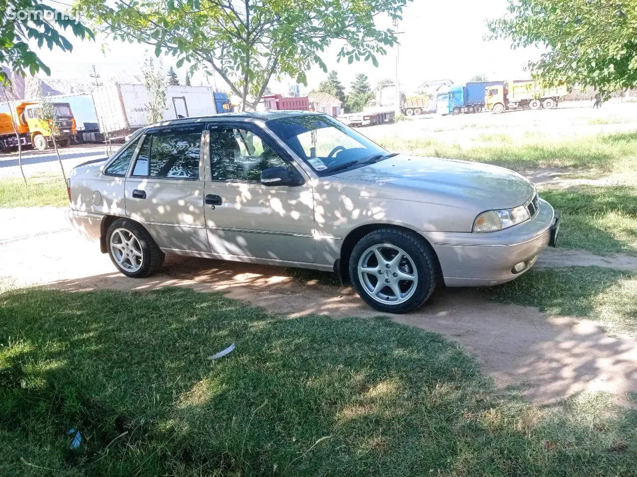 Daewoo Nexia 1994 · 1.6 MT