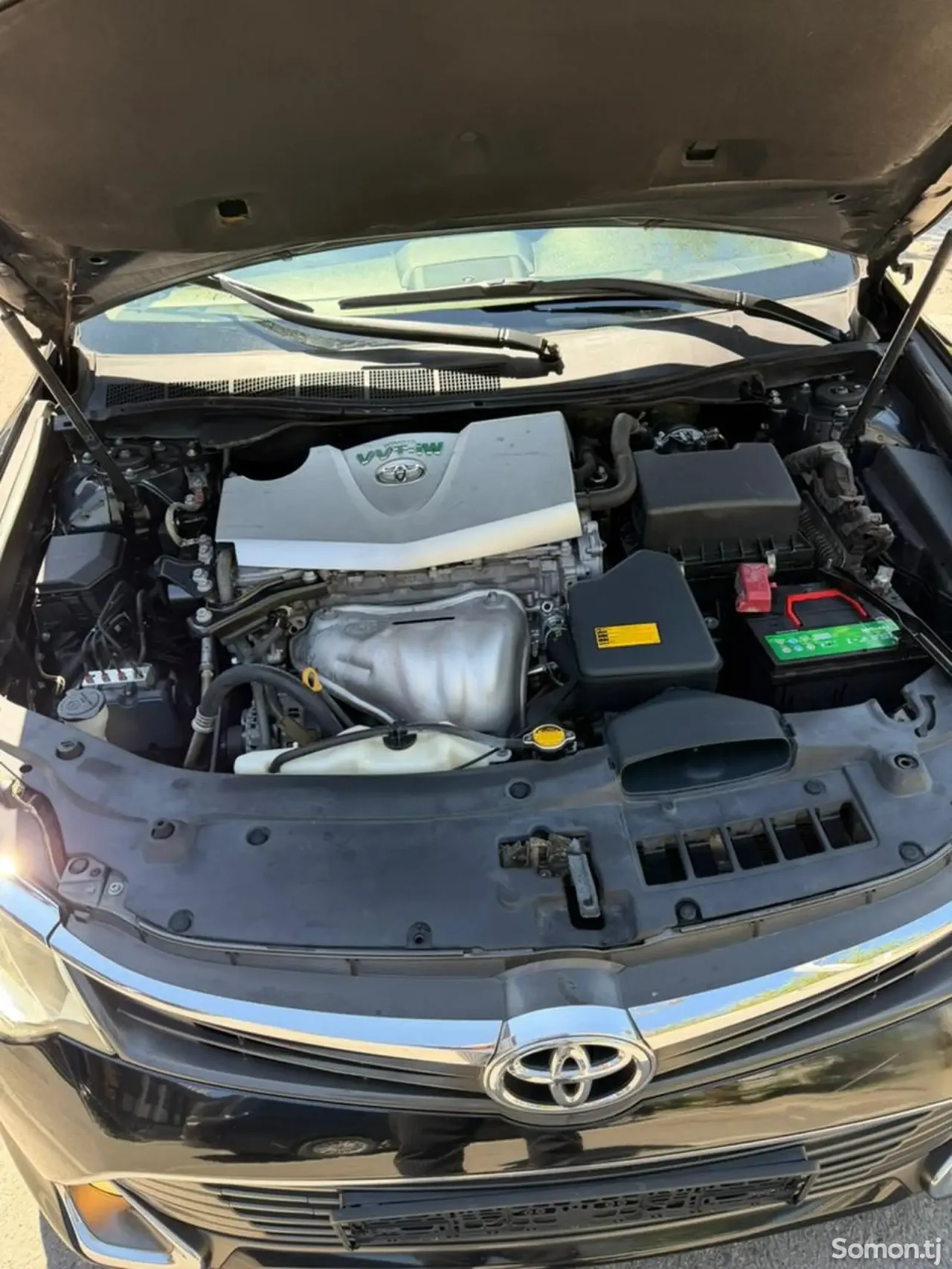 Toyota Camry 2015 · 2.0 AT
