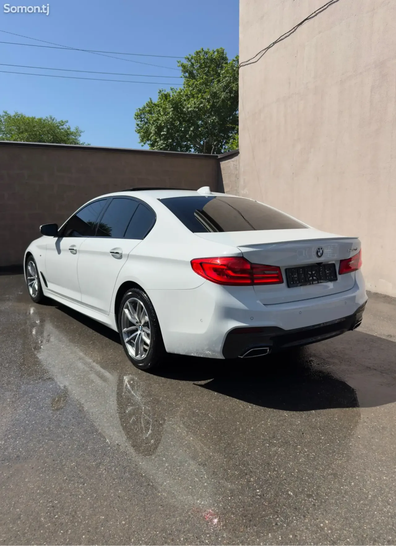 BMW 5 series 2017 · 2.0 AT