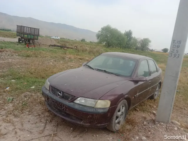 Opel Vectra B 1996 · 1.8 MT