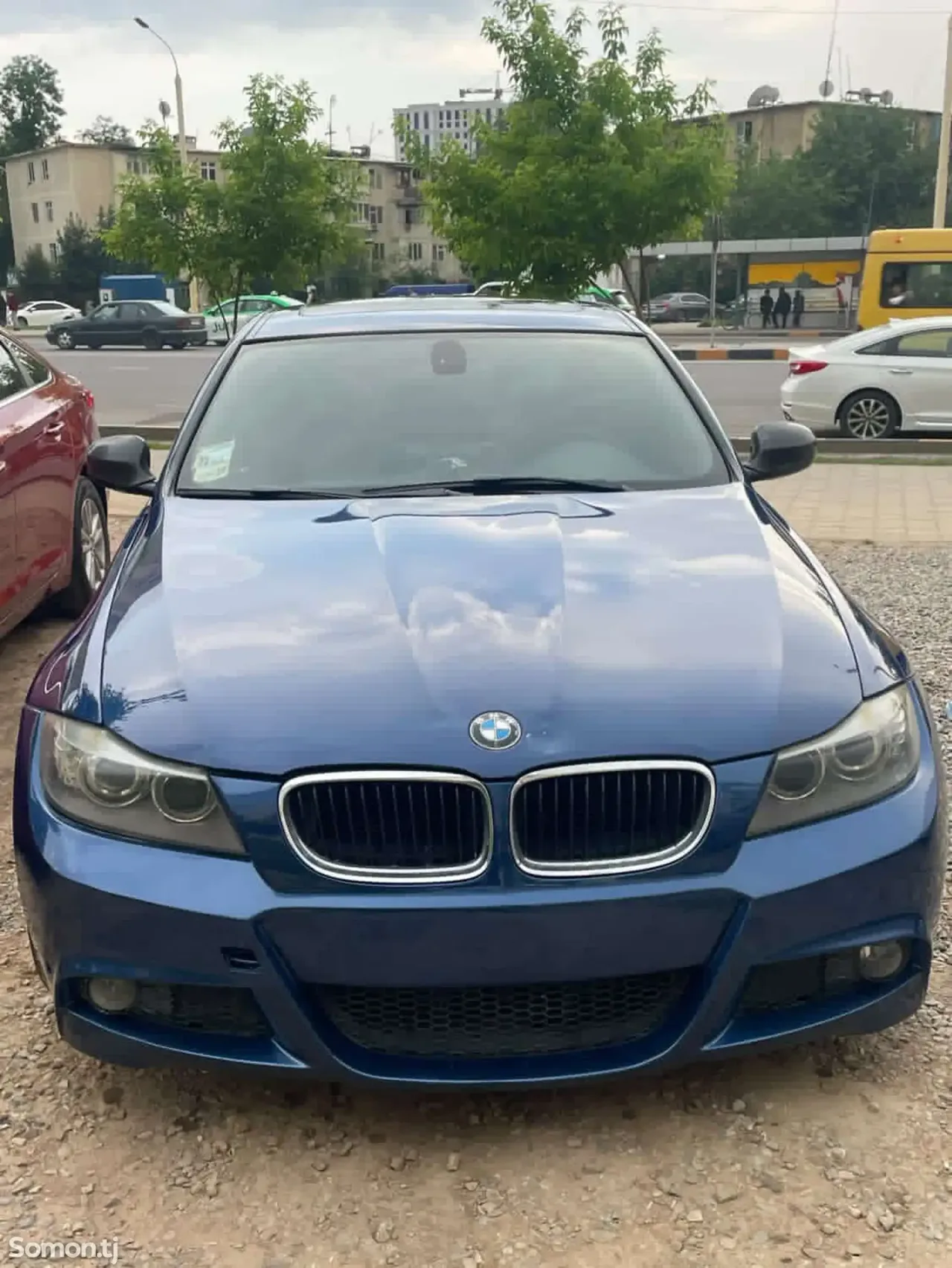 BMW 3 series 2011 · 2.0 AT