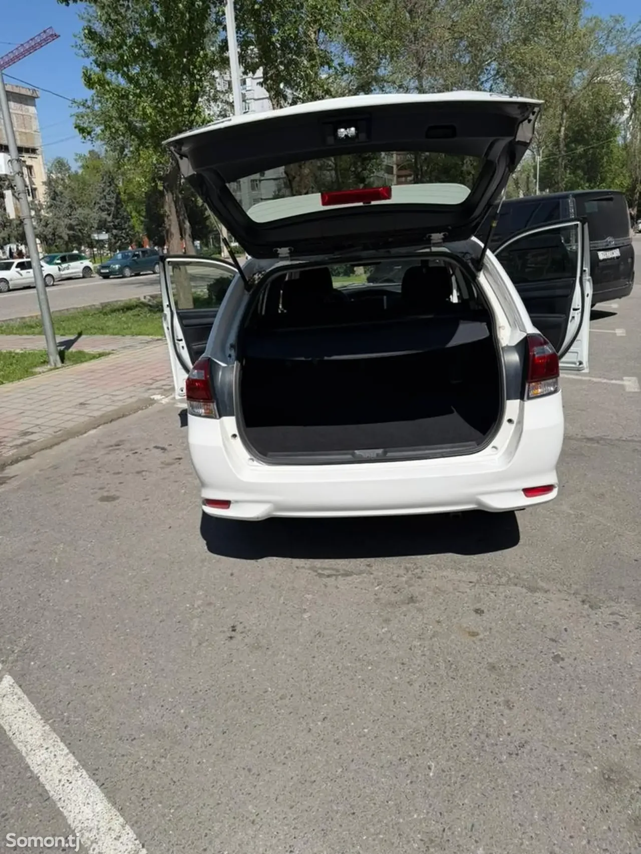 Toyota Fielder 2017 · 1.5 AT