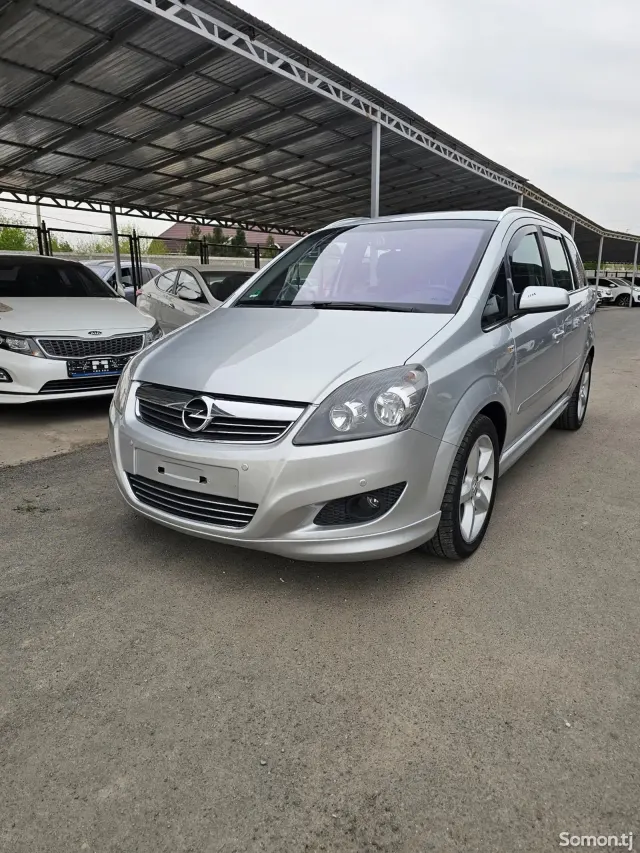 Opel Zafira 2008 · 1.8 MT