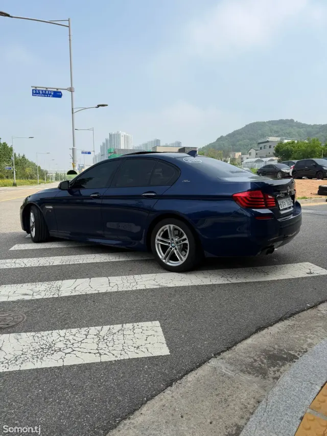 BMW 5 series 2016 · 2.0 AT