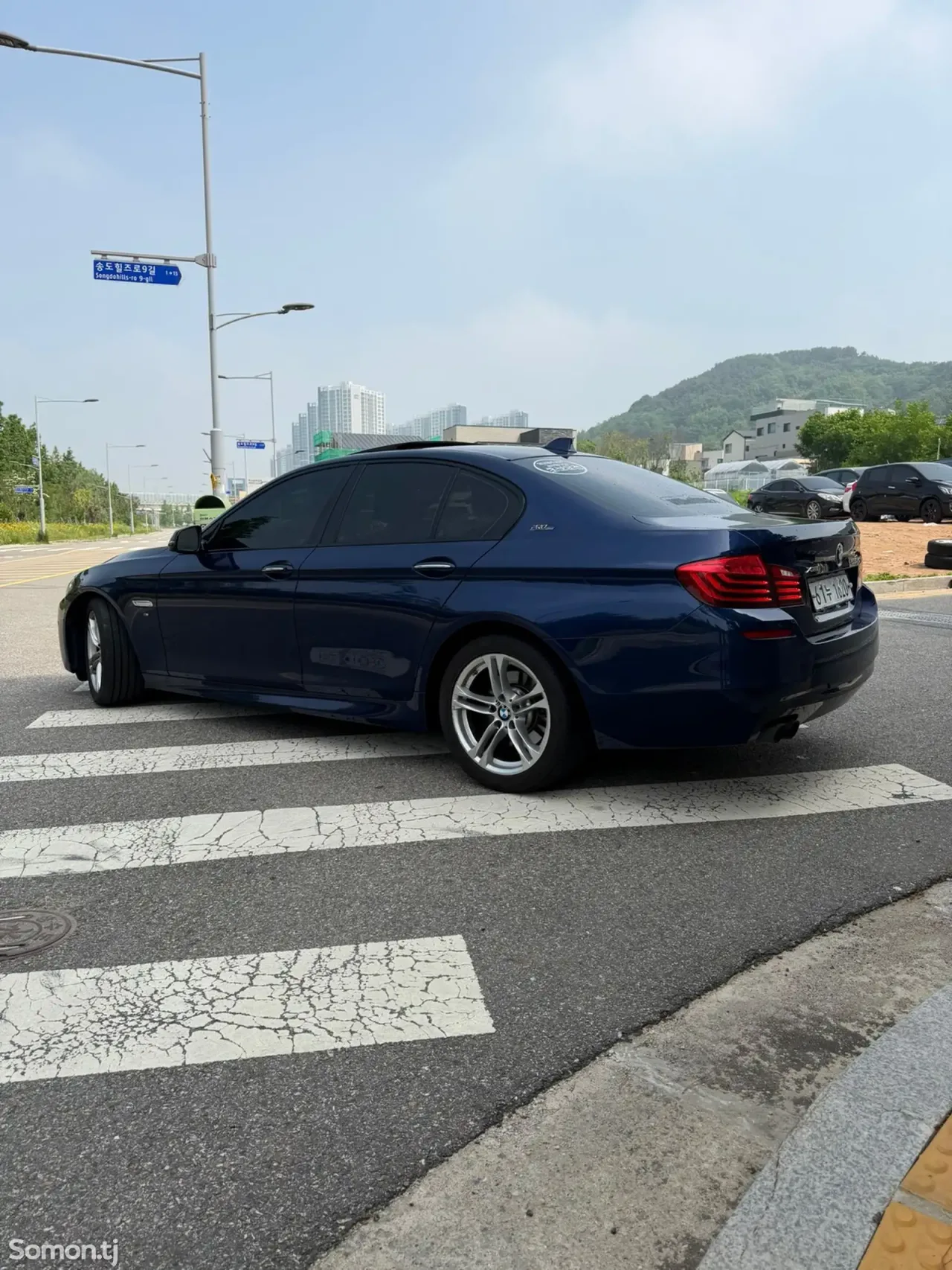 BMW 5 series 2016 · 2.0 AT