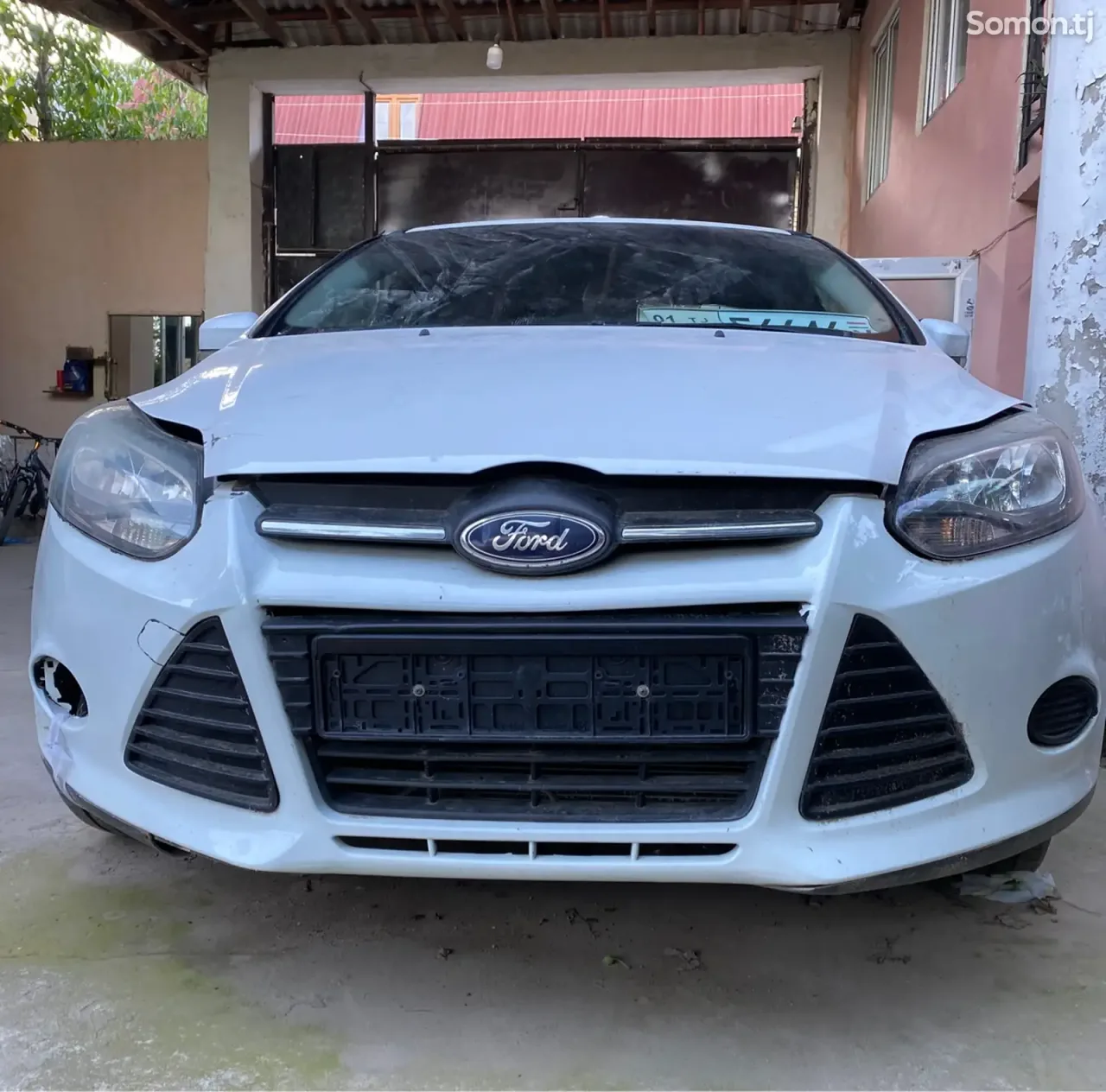 Ford Focus 2013 · 1.6 MT
