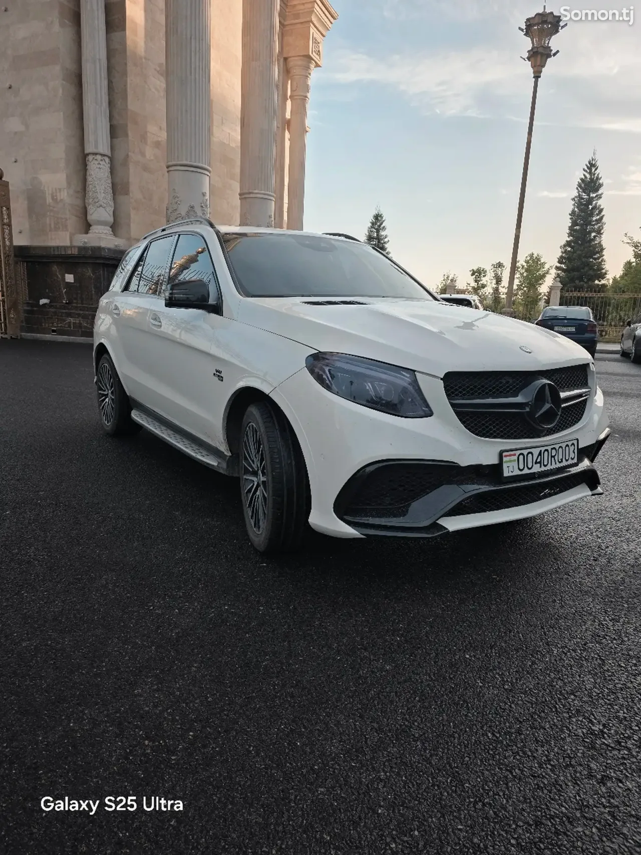 Mercedes-Benz GLE class 2017 · 3.5 AT