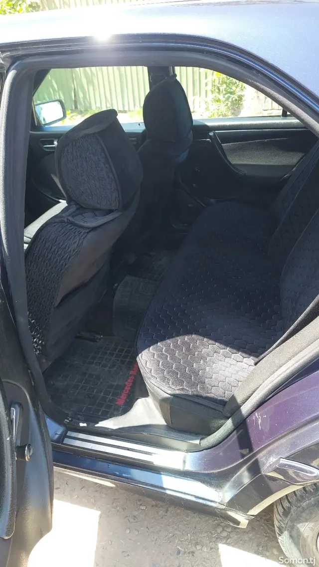 Mercedes-Benz C class 1997 · 1.8 MT