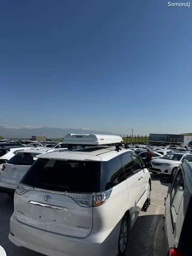 Toyota Estima 2014 · 2.4 AT