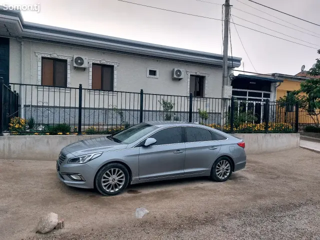 Hyundai Sonata 2014 · 2.0 AT