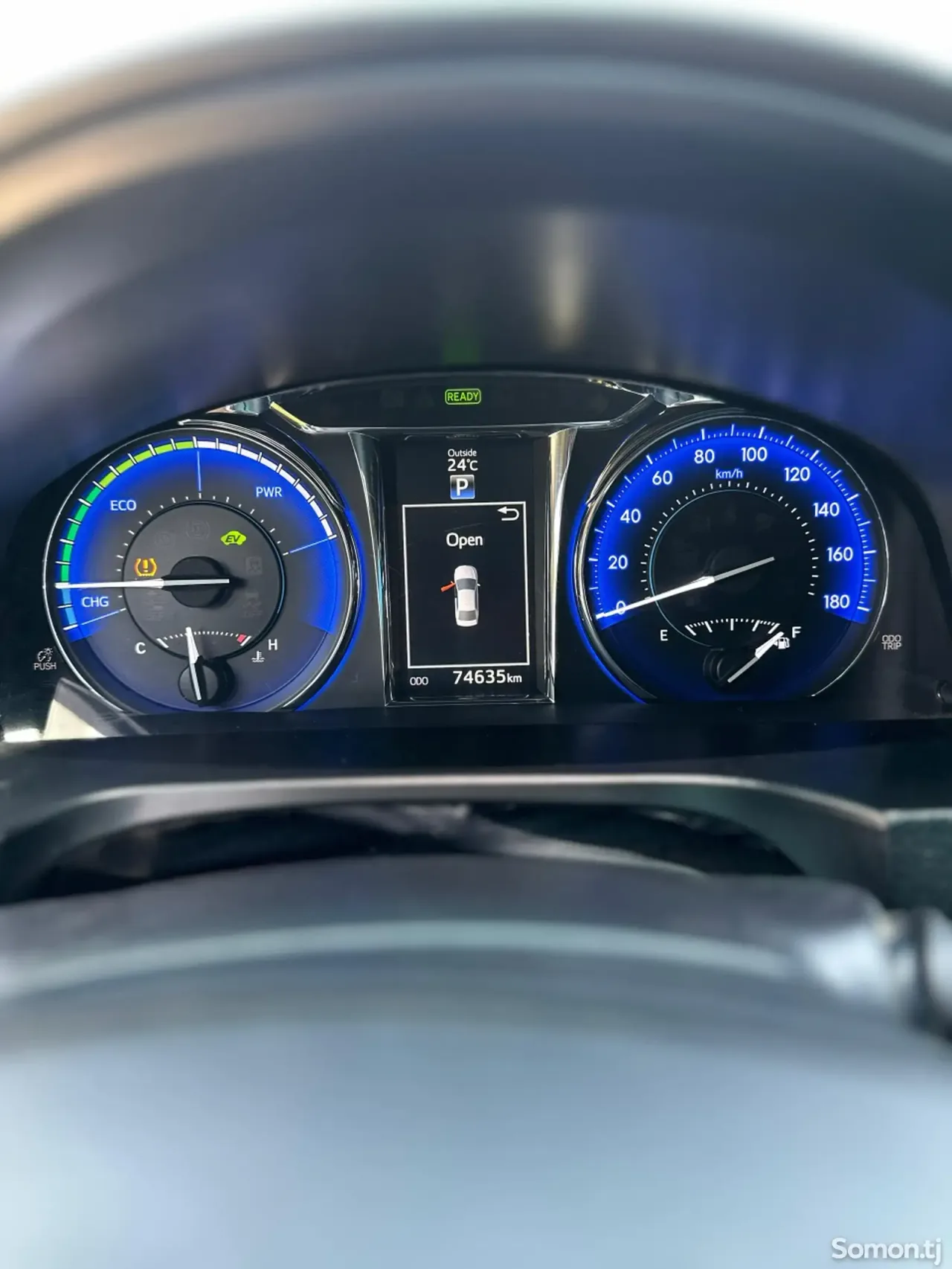 Toyota Camry 2017 · 2.5 AT