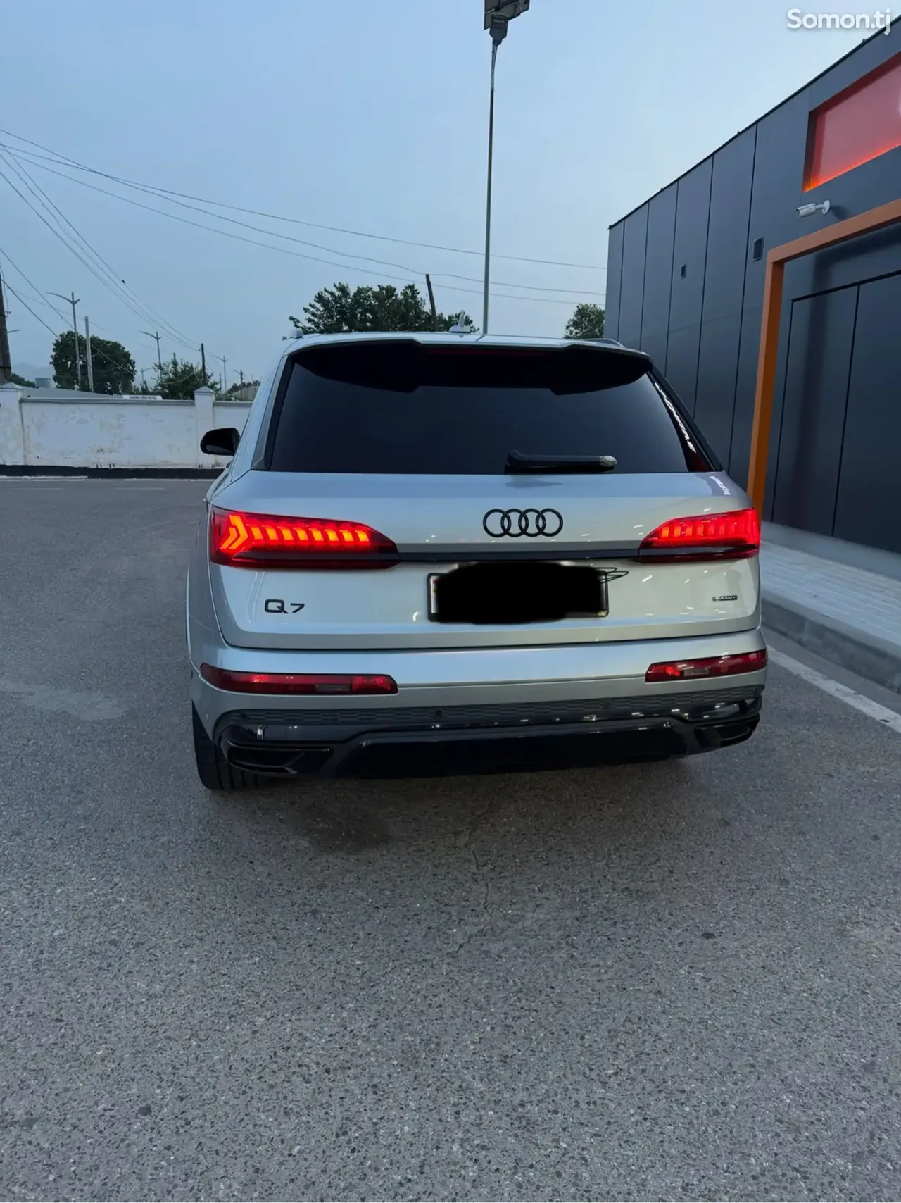 Audi Q7 2023 · 3.0 AT