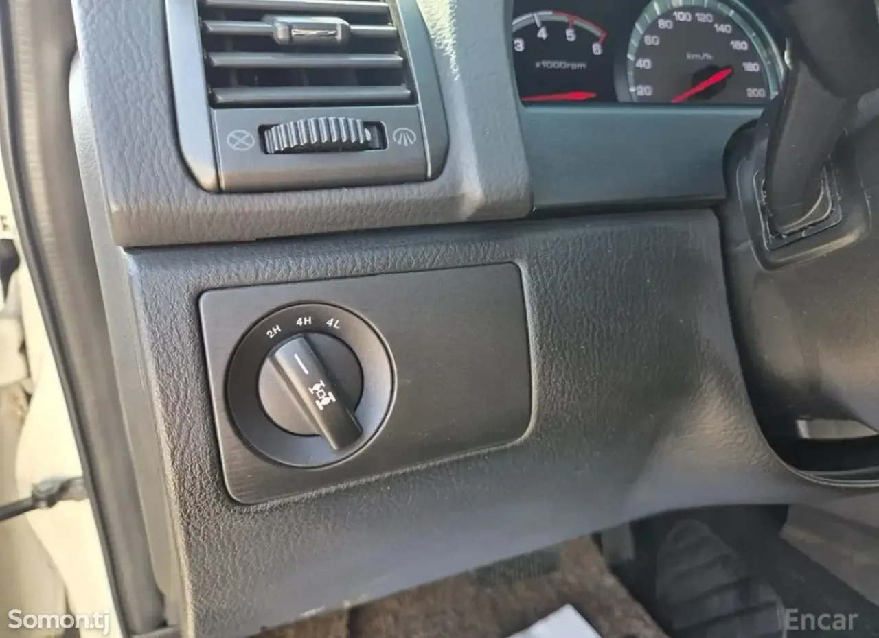 Ssang Yong Rexton 2014 · 2.0 AT
