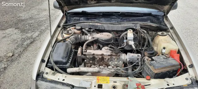 Opel Vectra A 1992 · 1.6 MT