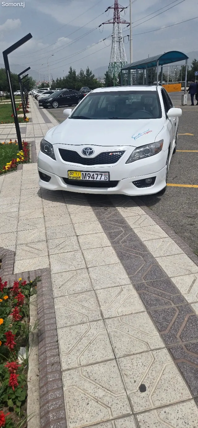 Toyota Camry 2011 · 2.5 AT